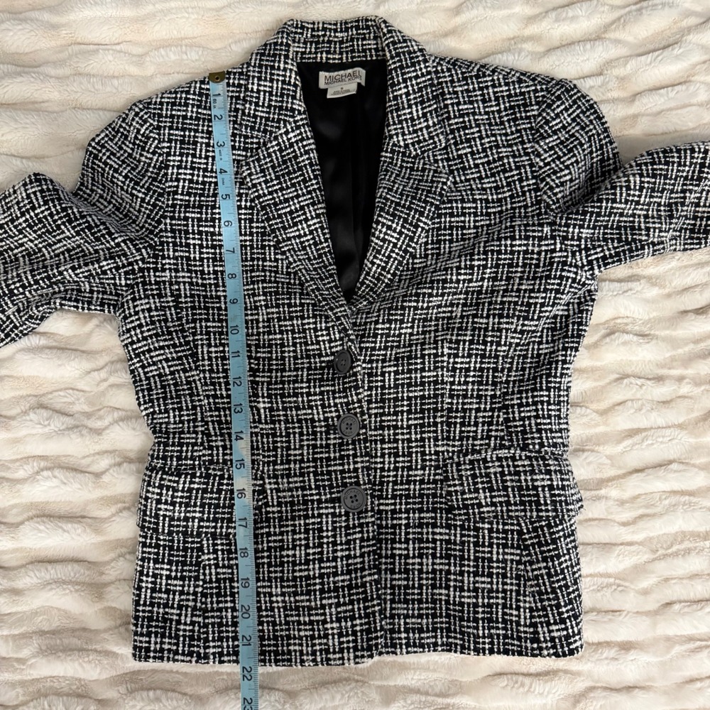 Michael Kors Black White Tweed Blazer Jacket Three Button Pocketed Size 6 - Picture 8 of 10